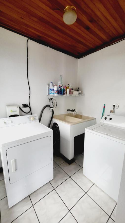 Don Carlos Place Upper Unit Alajuela Dış mekan fotoğraf